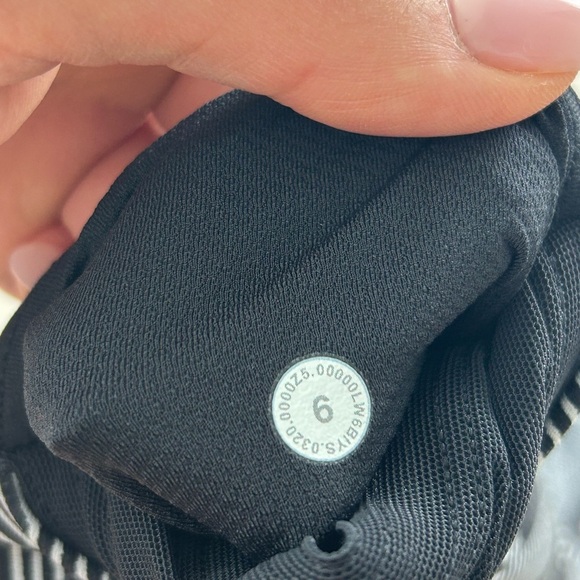 Lululemon Pace Rival High-Rise Crop Leggings 22" Labyrinth Black Light Cast - Picture 11 of 16